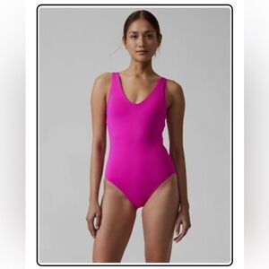 Athleta Women's Seychelles One Piece Swimsuit in Electric Fuchsia Size XS